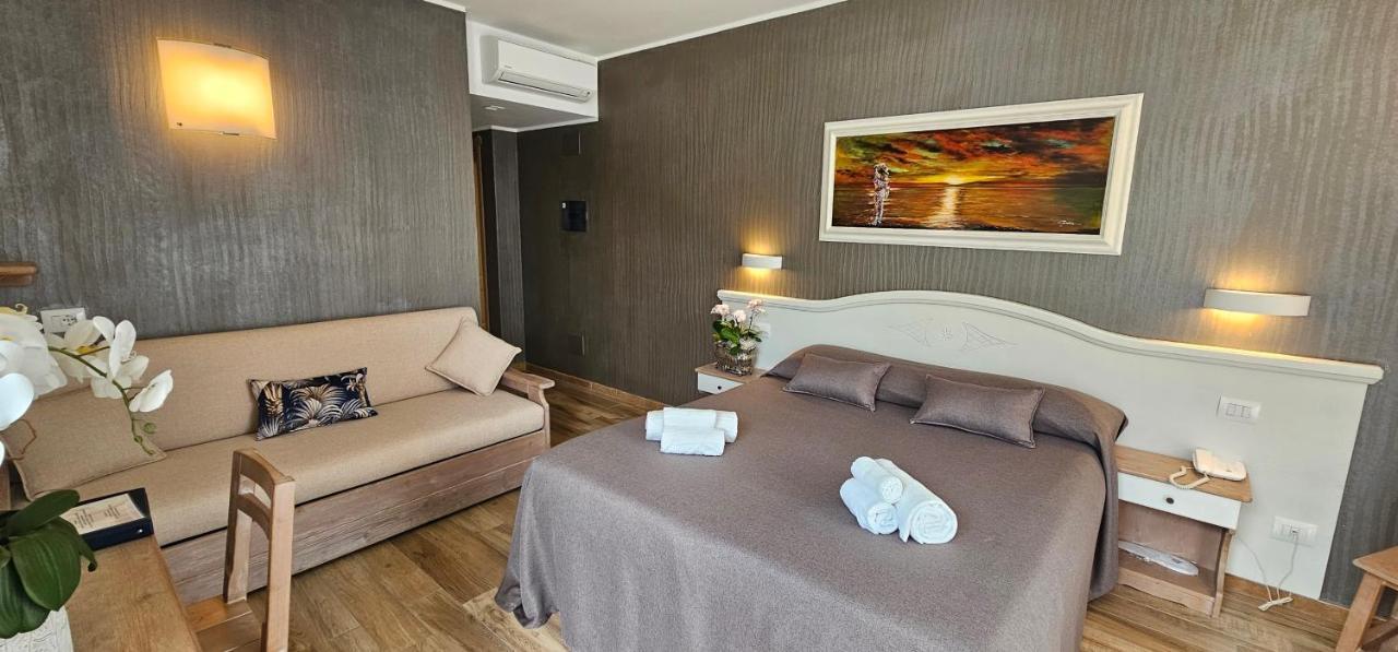 Hotel Meridiana เบลลาโน ภายนอก รูปภาพ